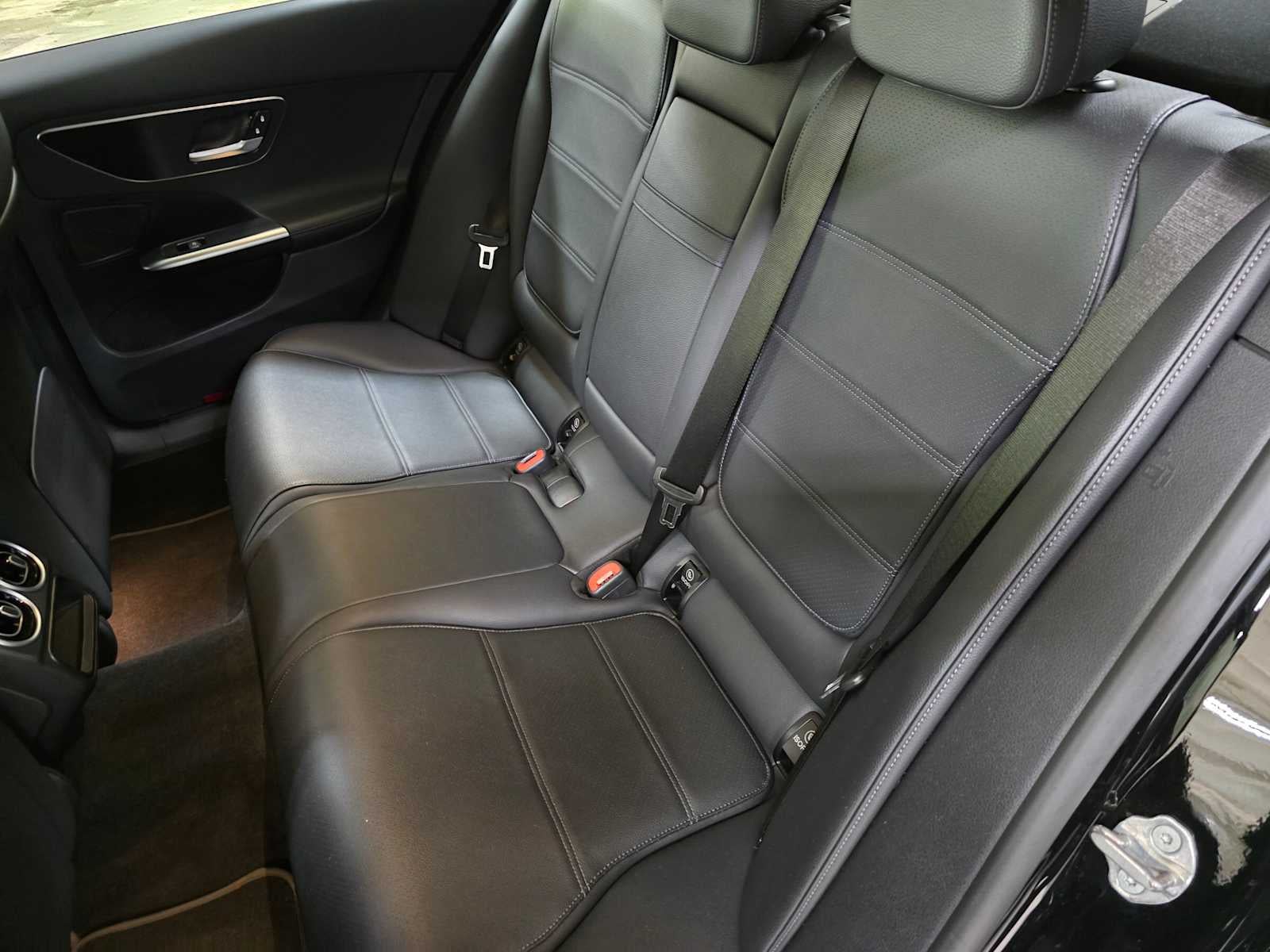 2023 Mercedes-Benz C 300 Sedan