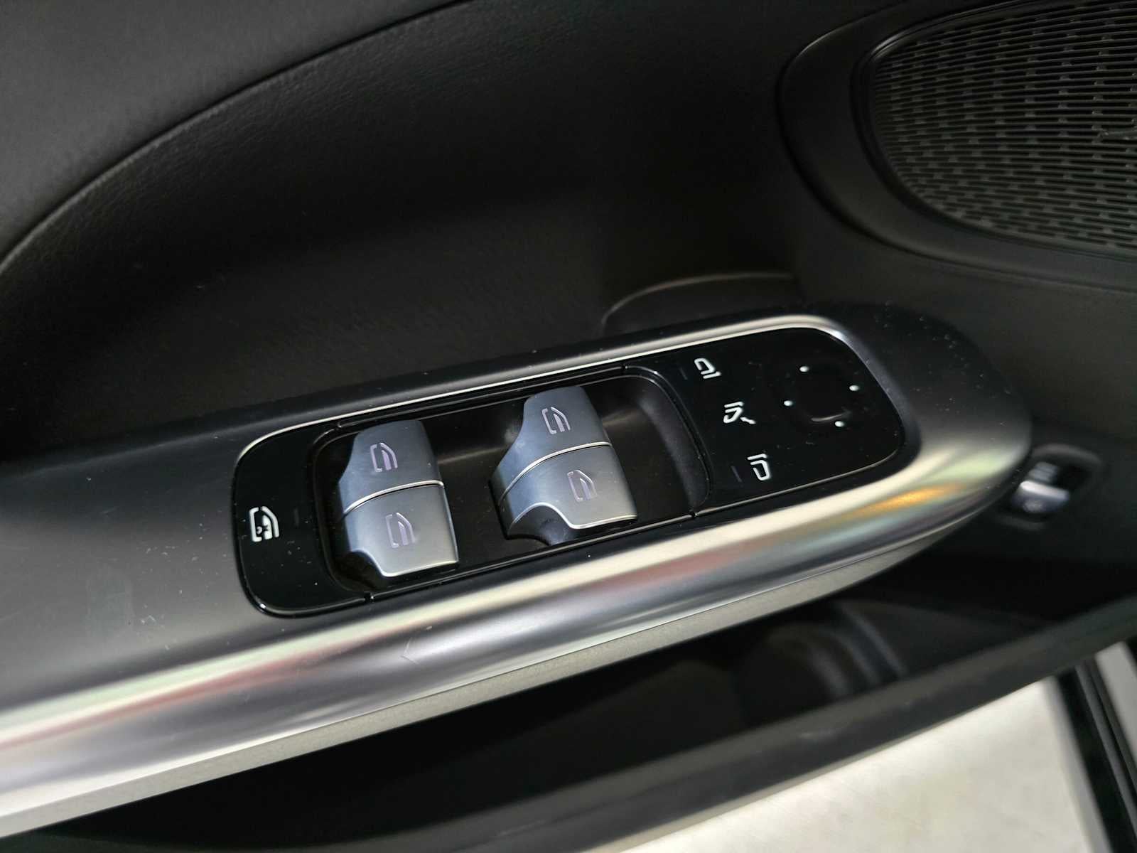 2023 Mercedes-Benz C 300 Sedan