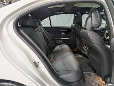 2025 Mercedes-Benz C 300 4MATIC® Sedan