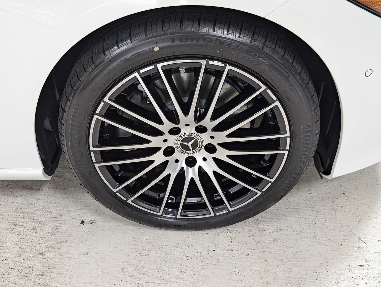 2025 Mercedes-Benz C 300 4MATIC® Sedan