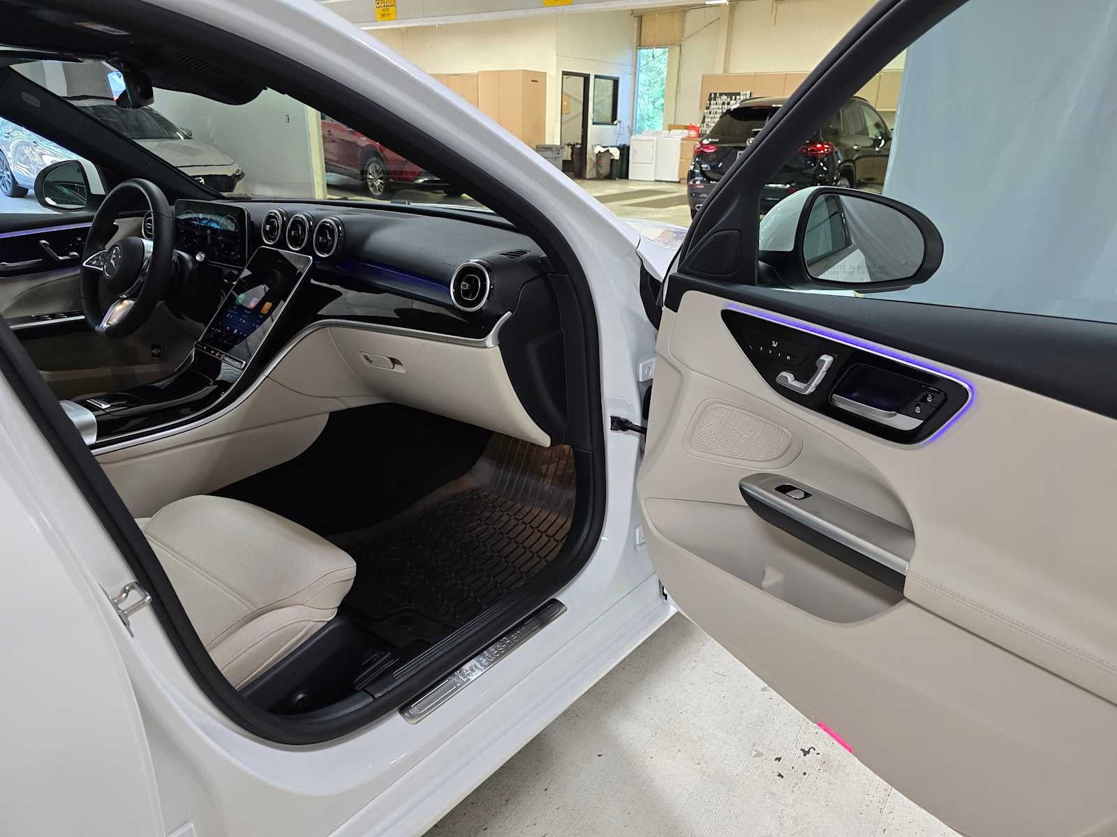 2025 Mercedes-Benz C 300 4MATIC® Sedan