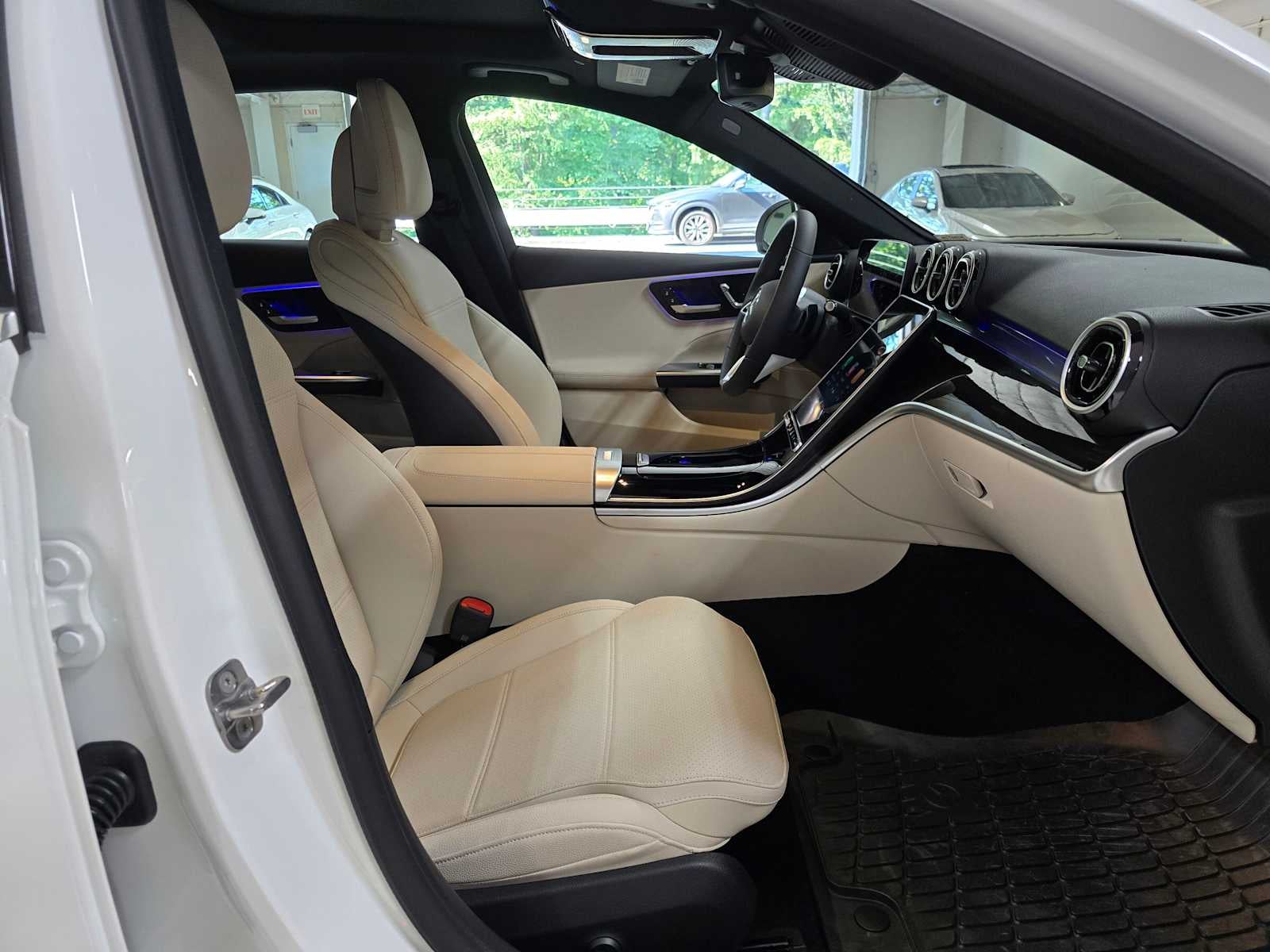 2025 Mercedes-Benz C 300 4MATIC® Sedan