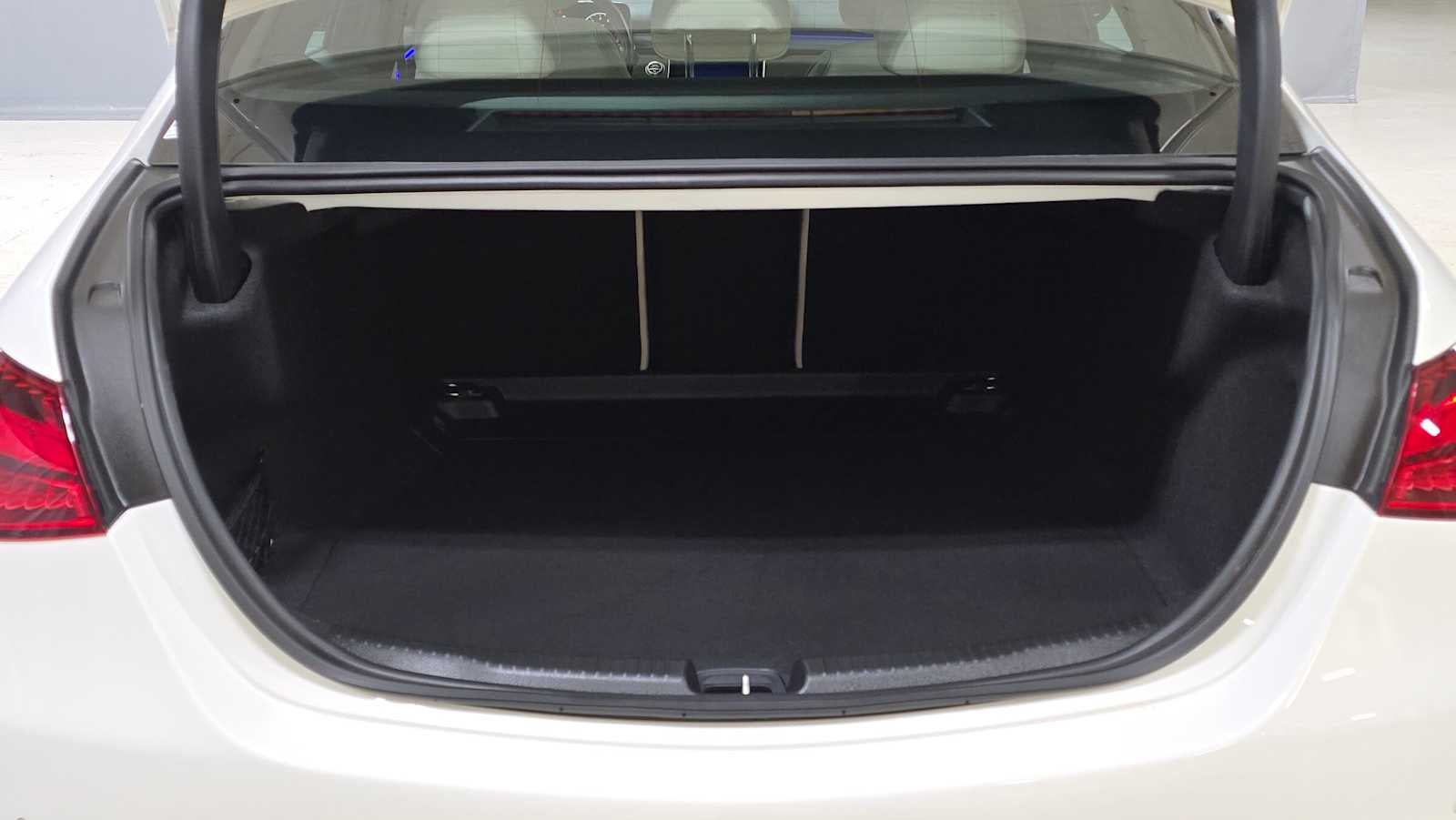 2023 Mercedes-Benz C 300 C 300