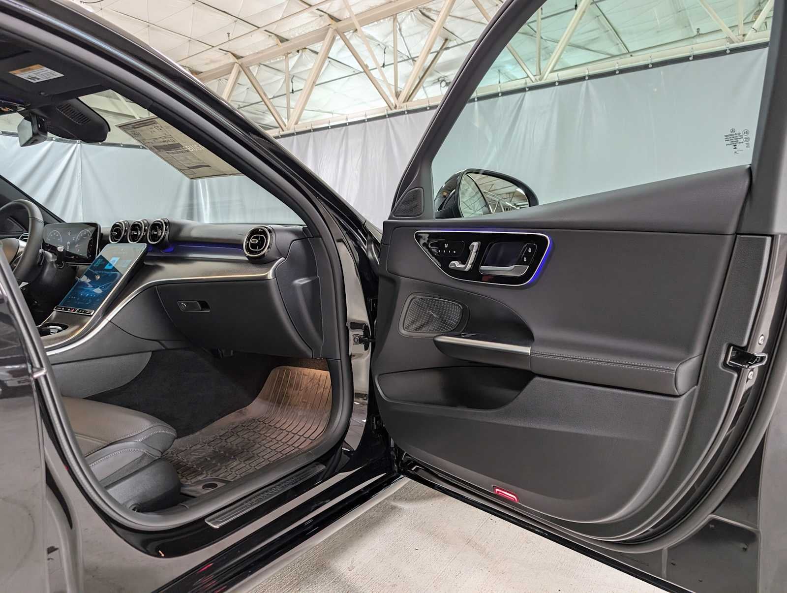 2025 Mercedes-Benz C 300 4MATIC® Sedan