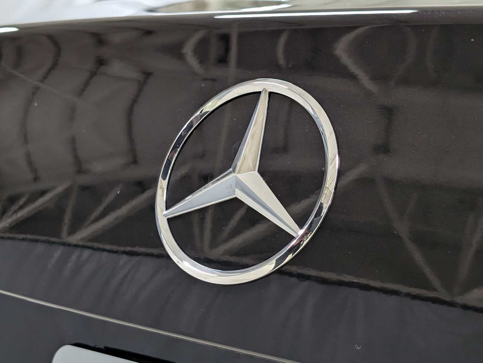 2025 Mercedes-Benz C 300 4MATIC® Sedan