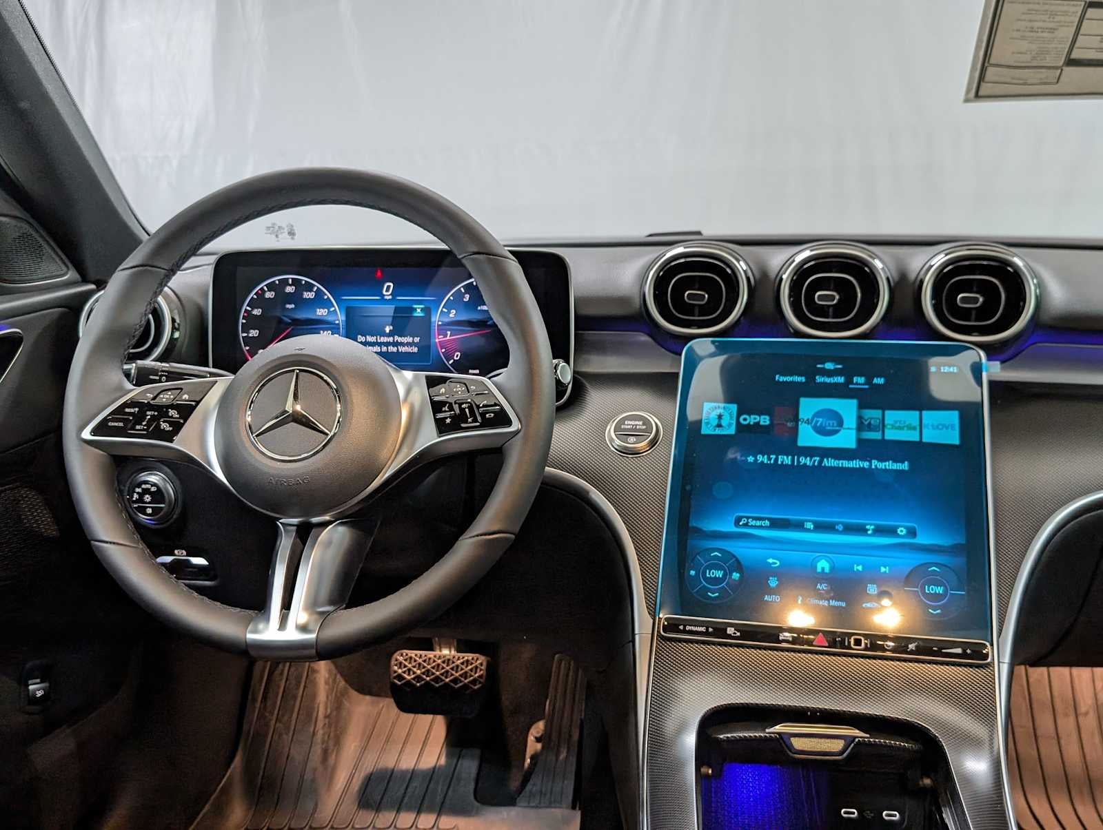 2025 Mercedes-Benz C 300 4MATIC® Sedan