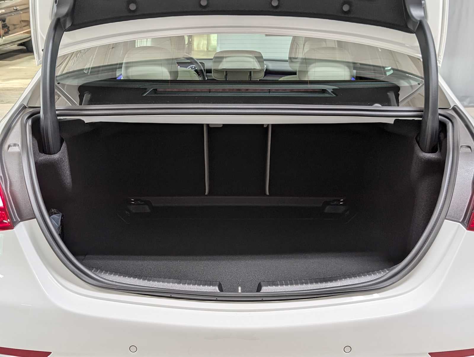 2025 Mercedes-Benz C 300 4MATIC® Sedan