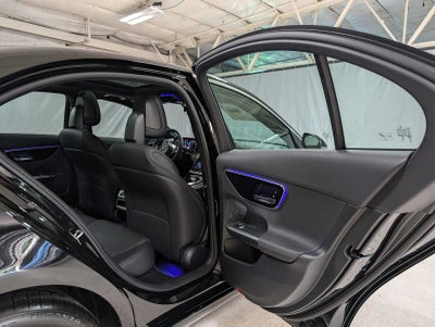 2025 Mercedes-Benz C 300 4MATIC® Sedan