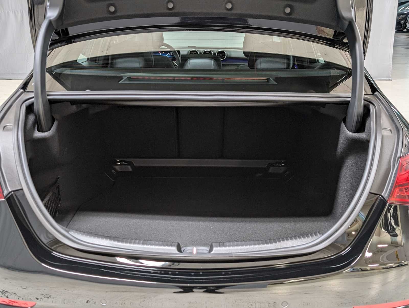 2025 Mercedes-Benz C 300 4MATIC® Sedan