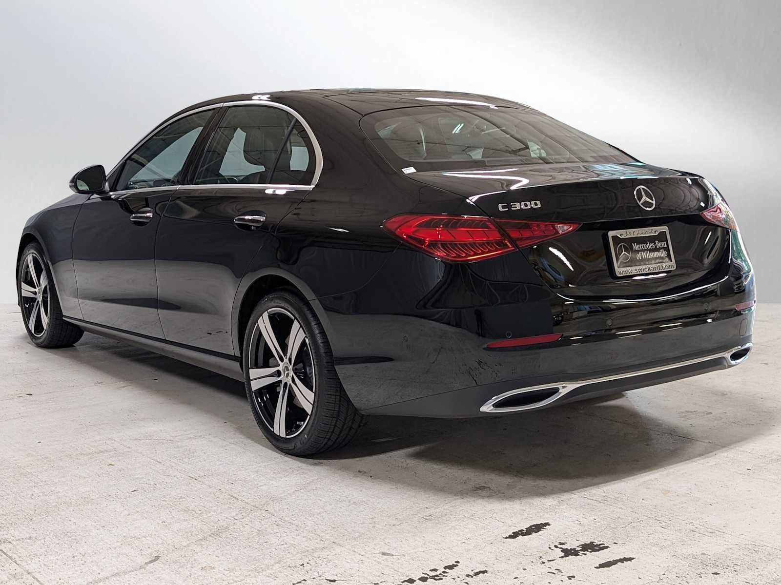 2025 Mercedes-Benz C 300 4MATIC® Sedan
