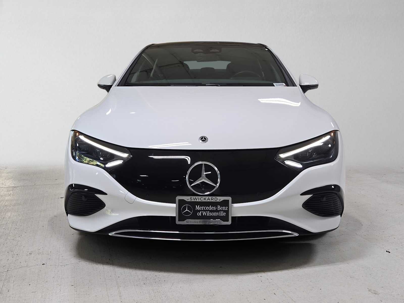 2023 Mercedes-Benz EQE 350 4MATIC®+ Sedan