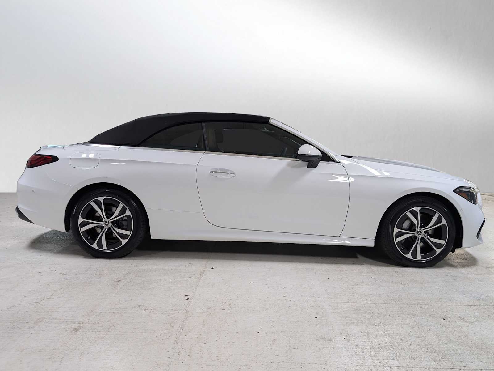 2025 Mercedes-Benz CLE 300 4MATIC® Cabriolet