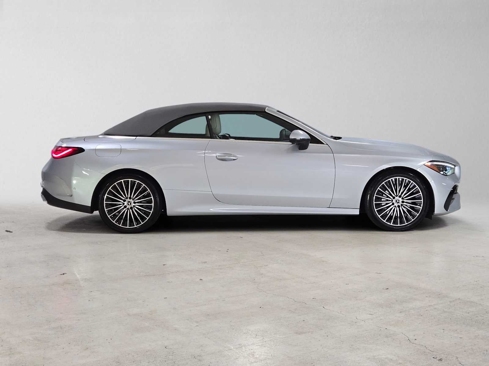 2026 Mercedes-Benz CLE 300 4MATIC® Cabriolet