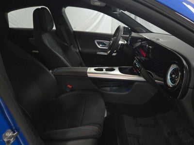 2027 Mercedes-Benz CLA 220 Hybrid FWD