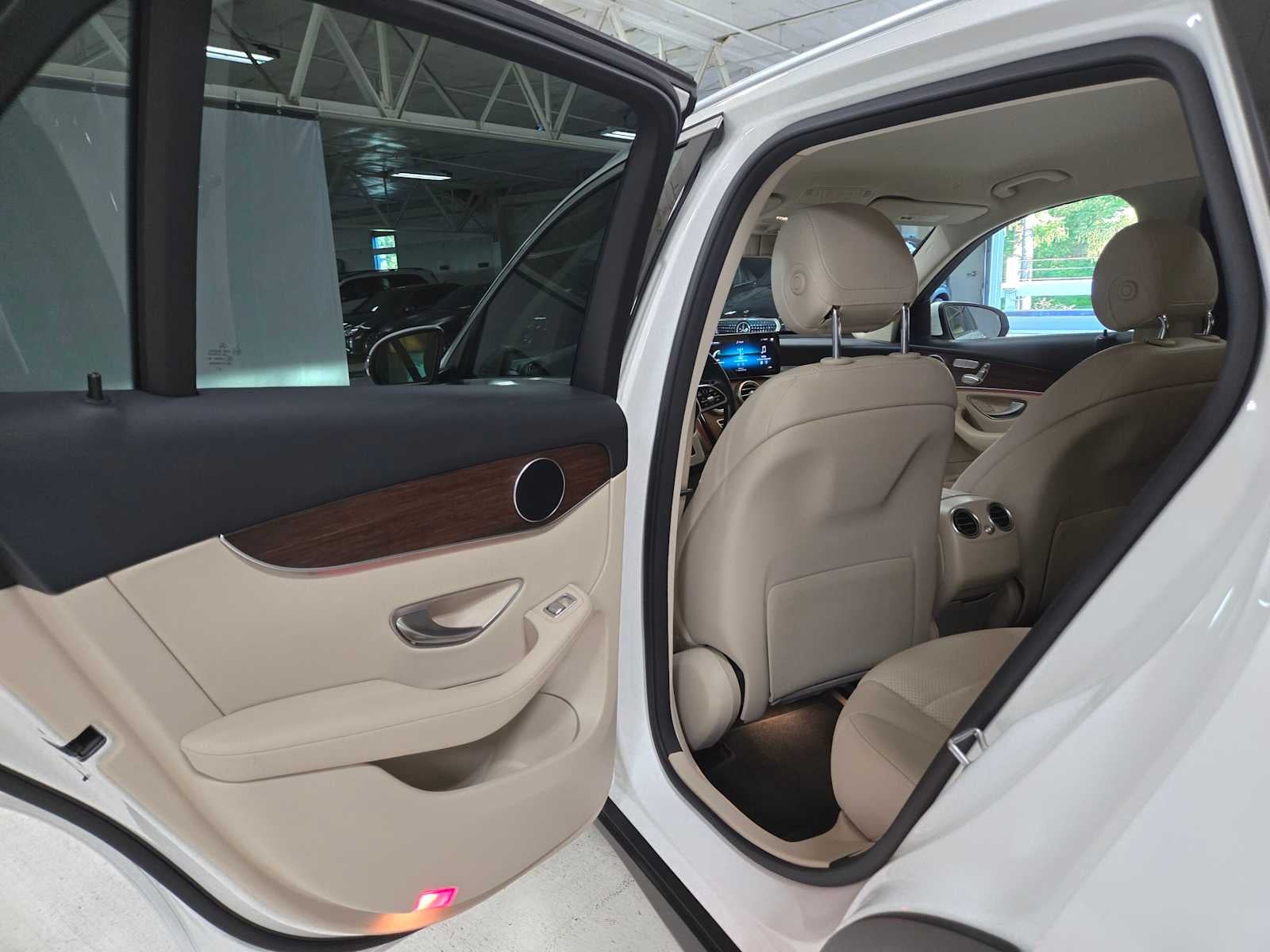 2020 Mercedes-Benz GLC 300 SUV