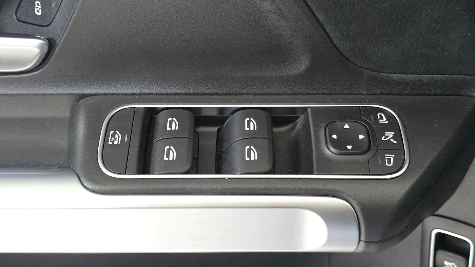 2023 Mercedes-Benz GLB 250 4MATIC® SUV