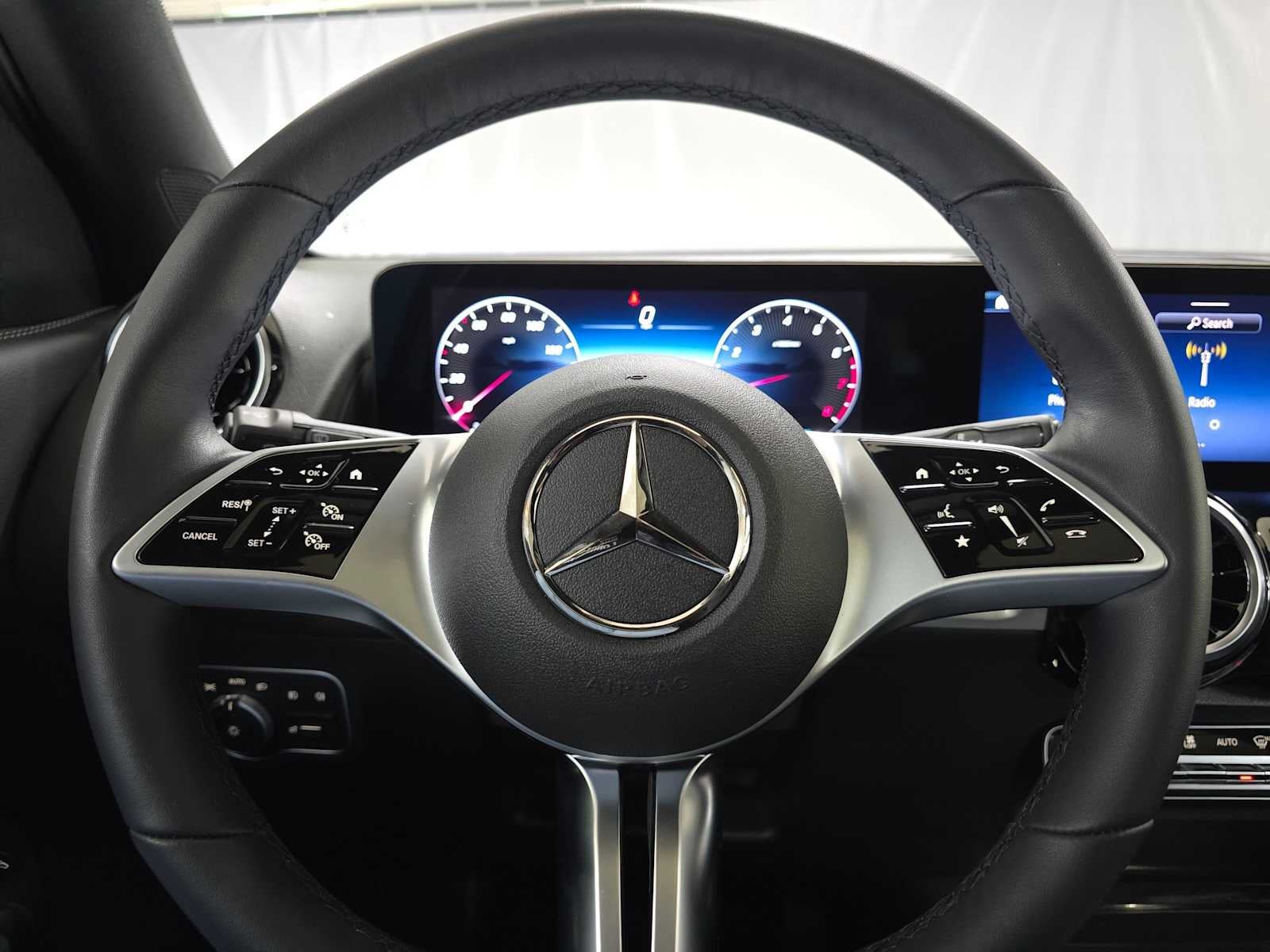 2026 Mercedes-Benz GLB 250 4MATIC® SUV