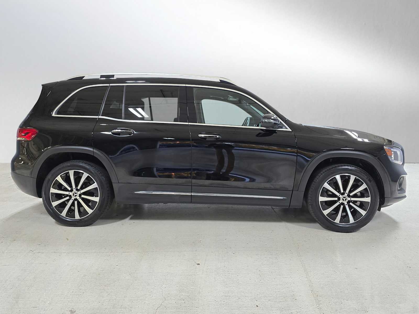 2023 Mercedes-Benz GLB 250 GLB 250