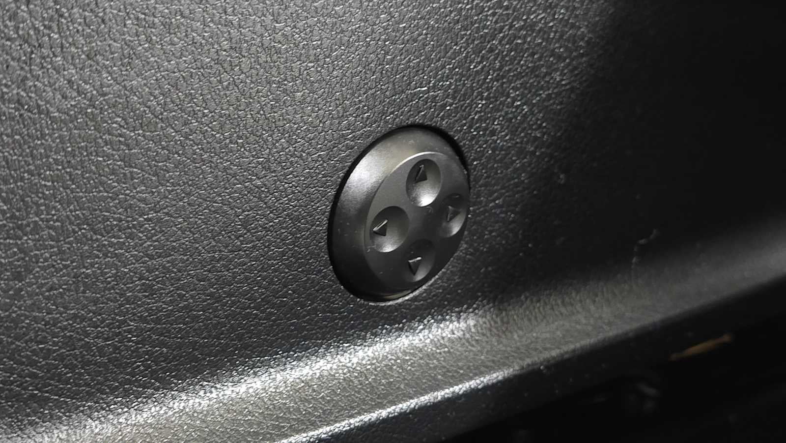 2025 Mercedes-Benz GLB GLB 250