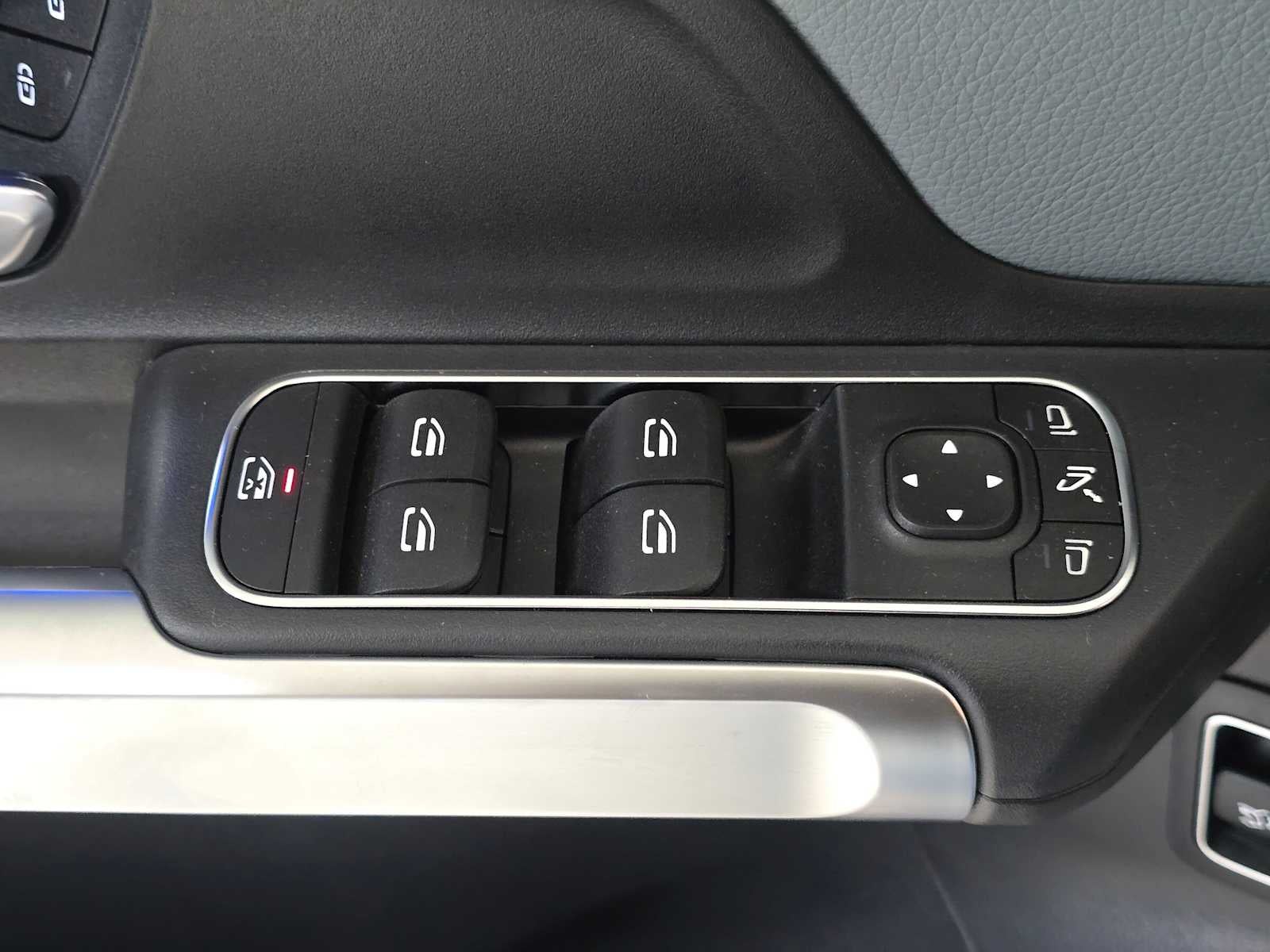 2026 Mercedes-Benz GLB 250 4MATIC® SUV