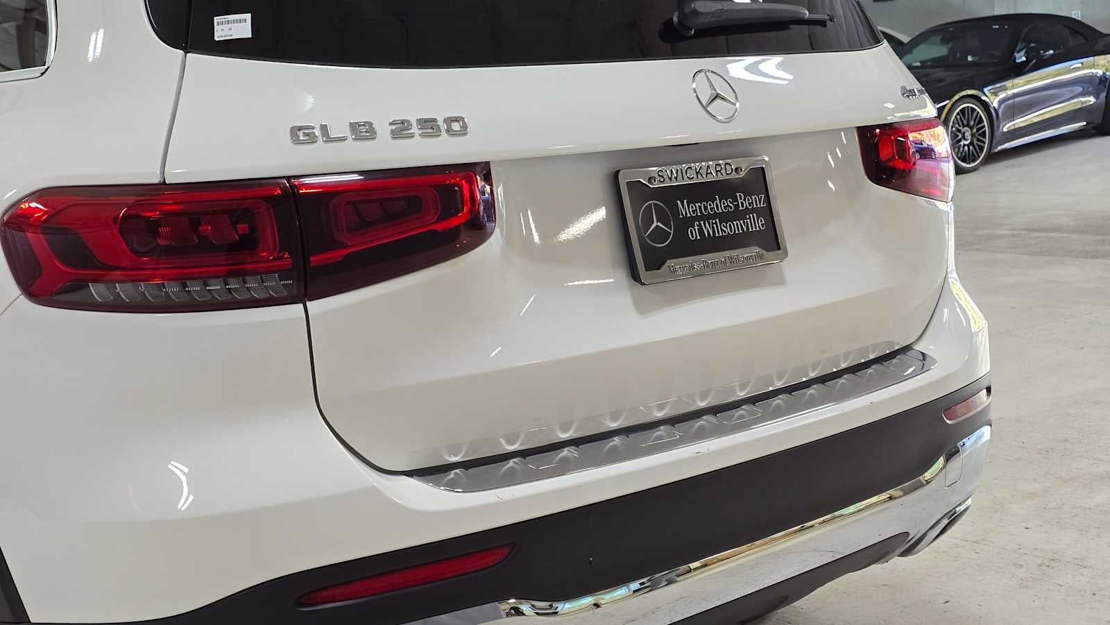 2023 Mercedes-Benz GLB 250 4MATIC® SUV