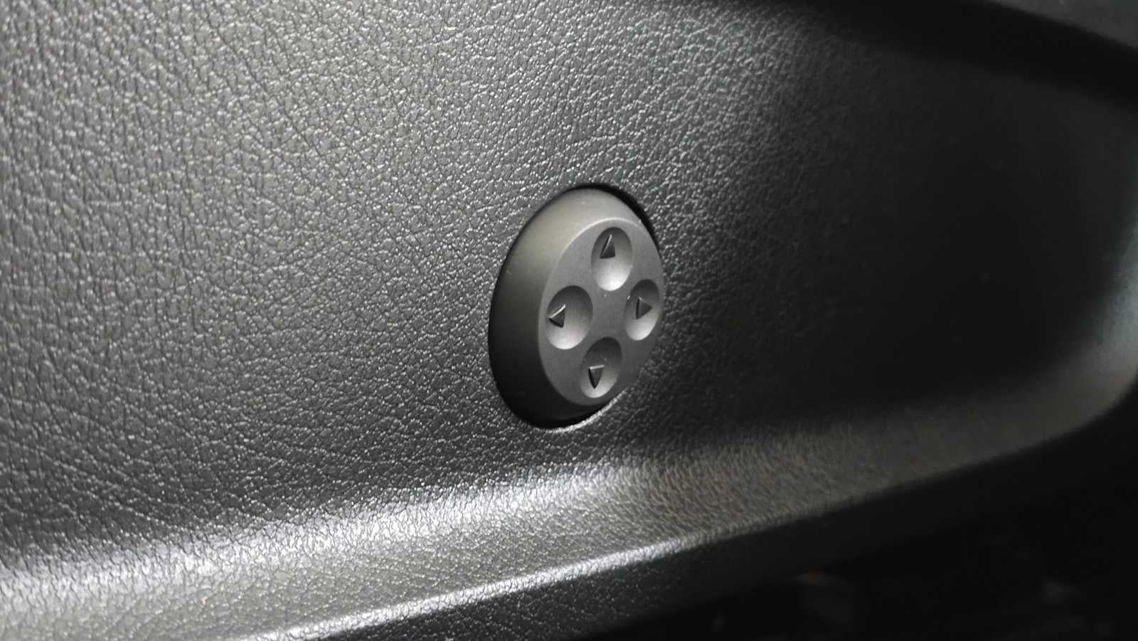 2023 Mercedes-Benz GLB 250 4MATIC® SUV