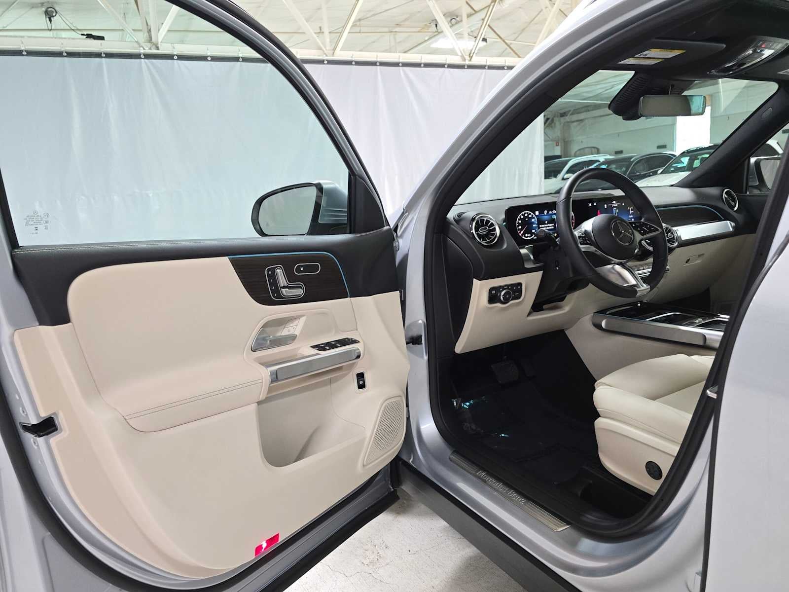 2026 Mercedes-Benz GLB 250 4MATIC® SUV