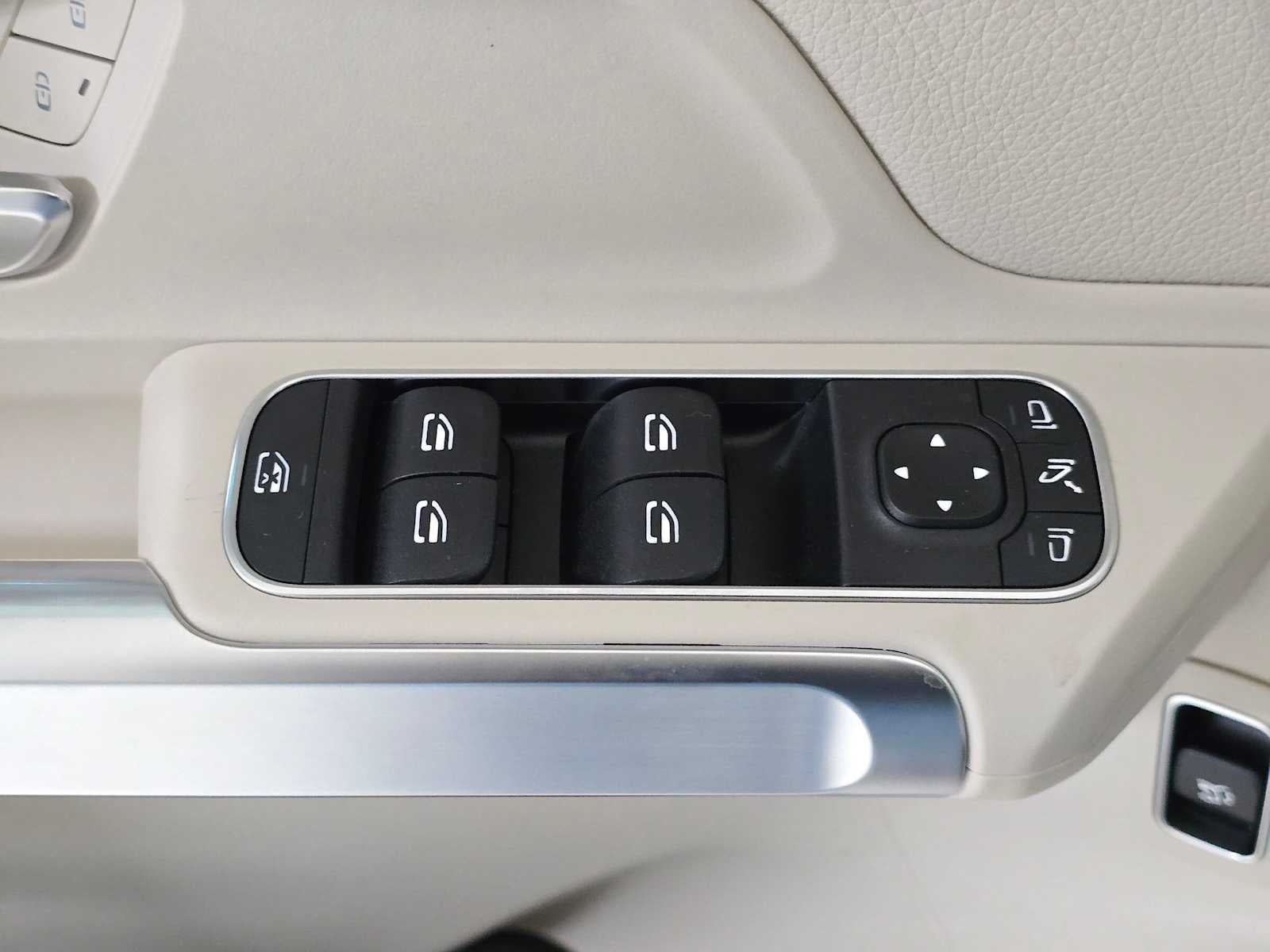 2026 Mercedes-Benz GLB 250 4MATIC® SUV