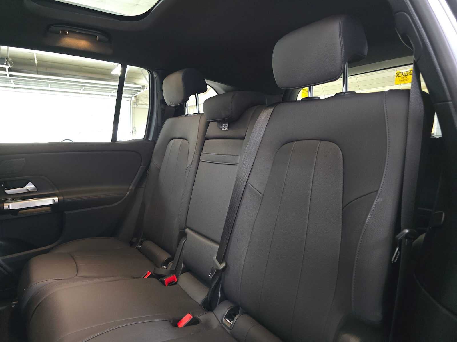 2026 Mercedes-Benz GLB 250 4MATIC® SUV
