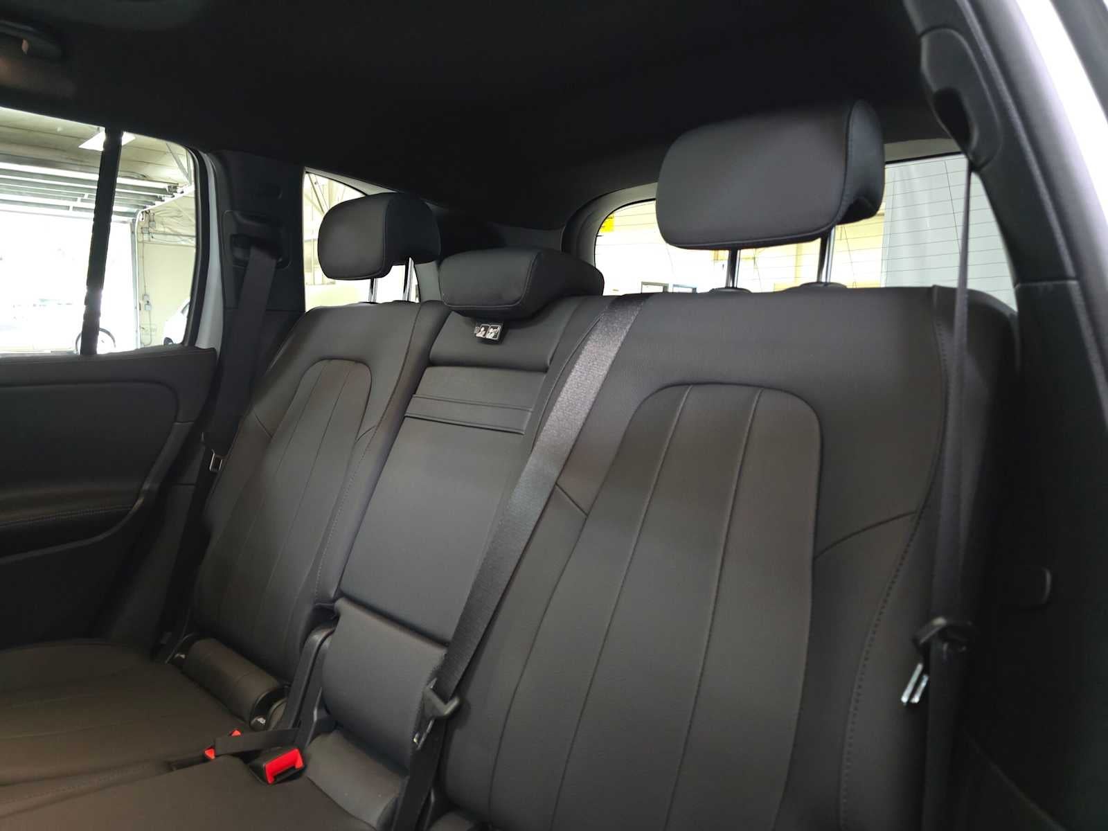 2026 Mercedes-Benz GLB 250 4MATIC® SUV