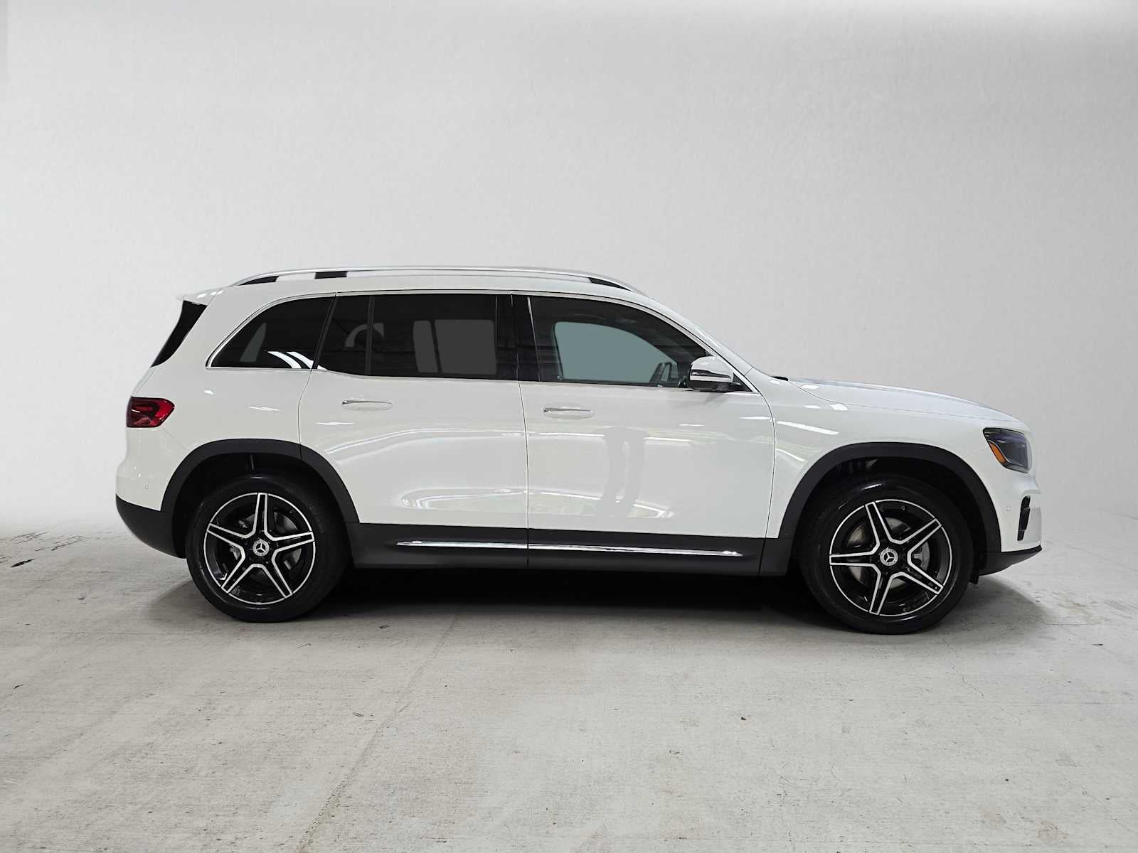 2026 Mercedes-Benz GLB 250 4MATIC® SUV