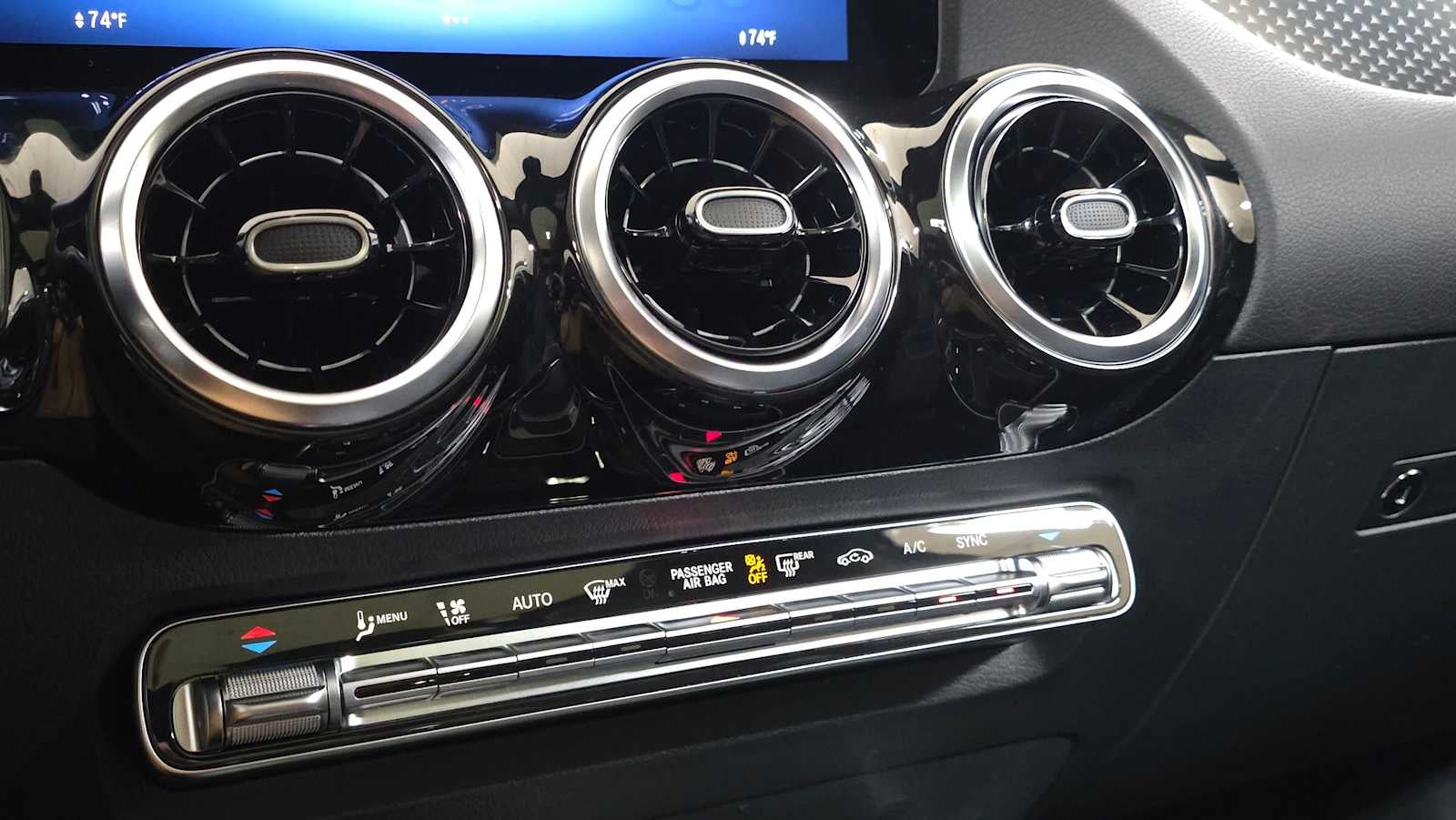 2026 Mercedes-Benz GLA 250 4MATIC® SUV