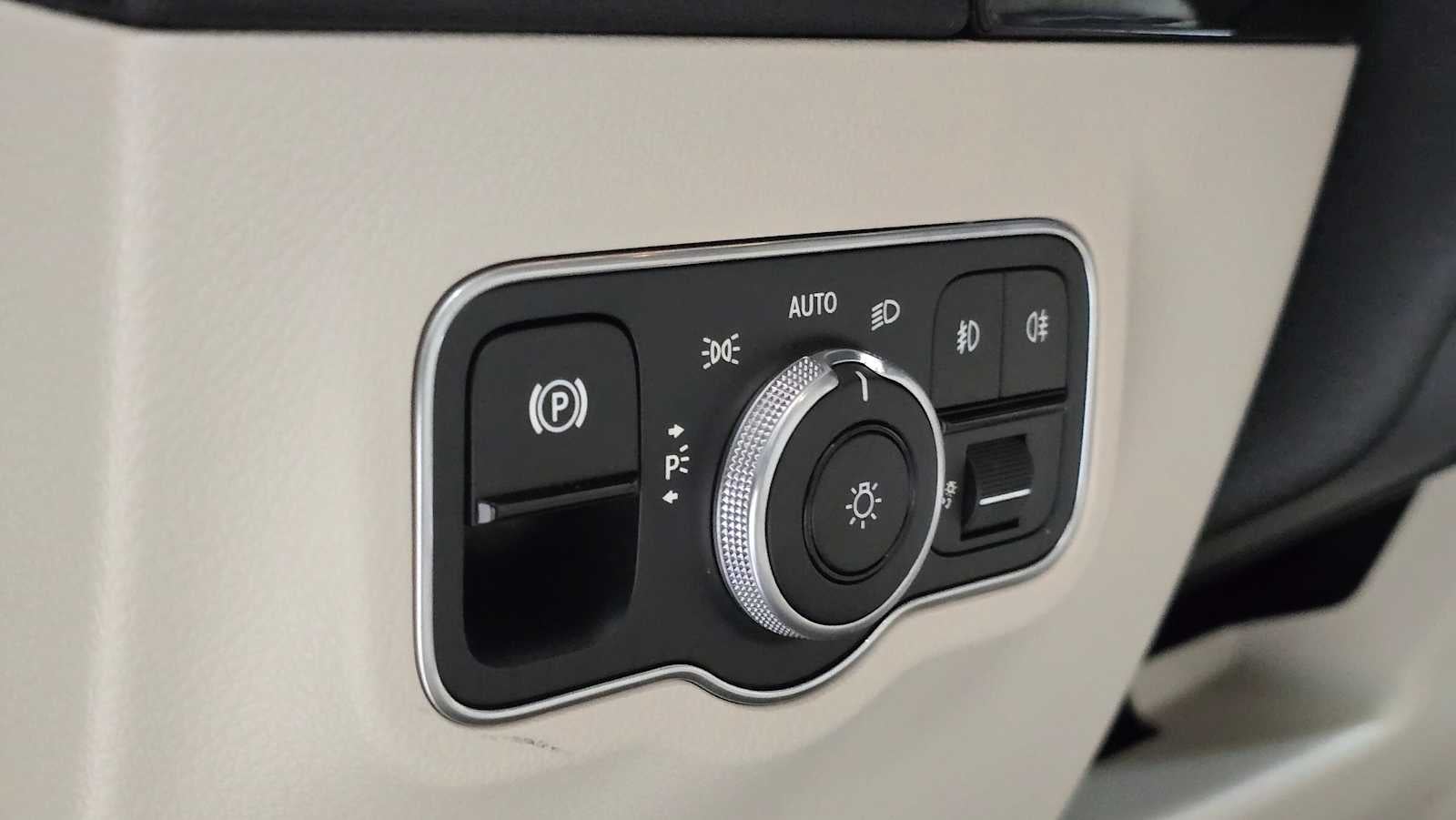 2025 Mercedes-Benz GLA 250 4MATIC® SUV