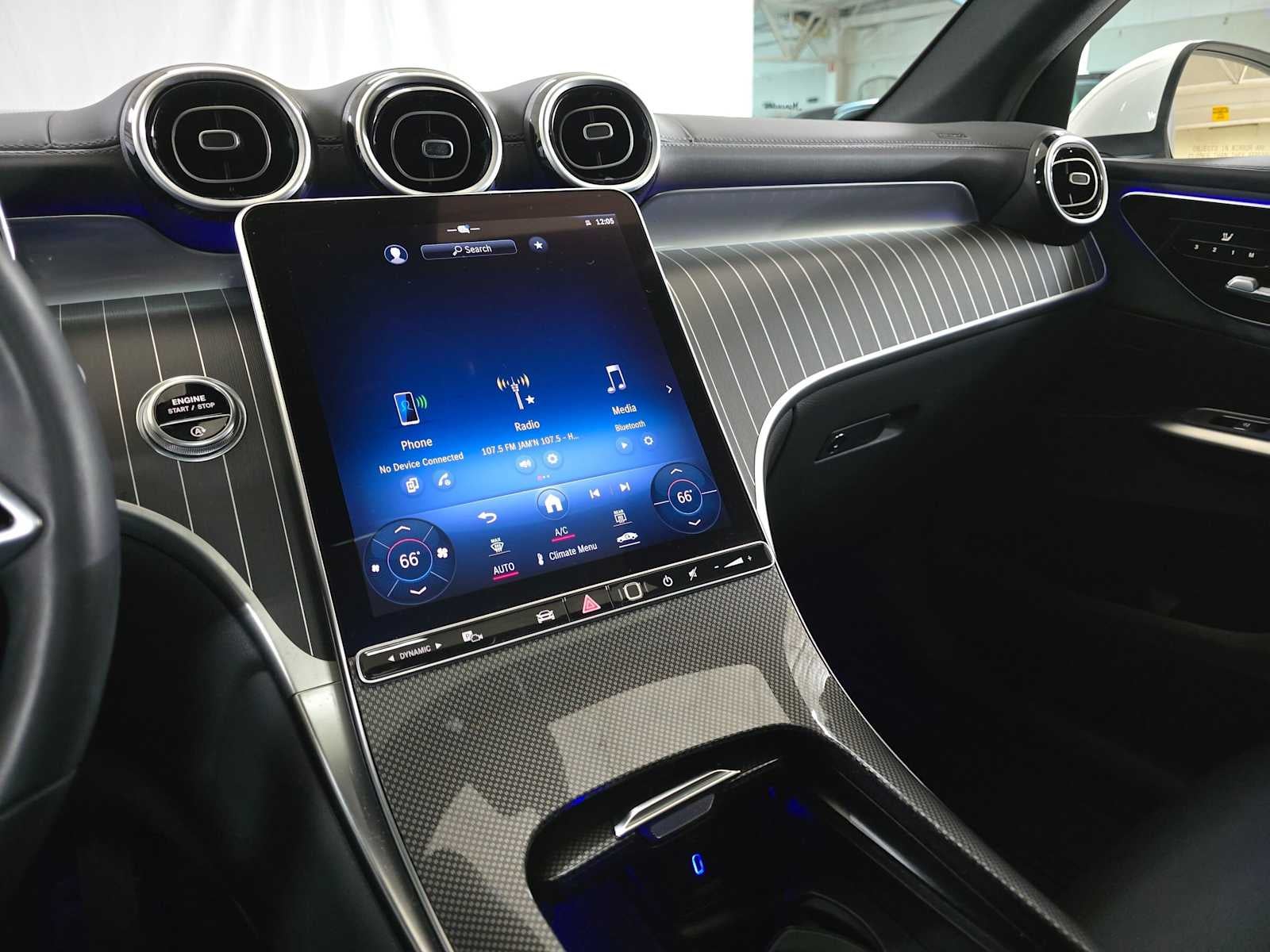 2024 Mercedes-Benz GLC 300 SUV