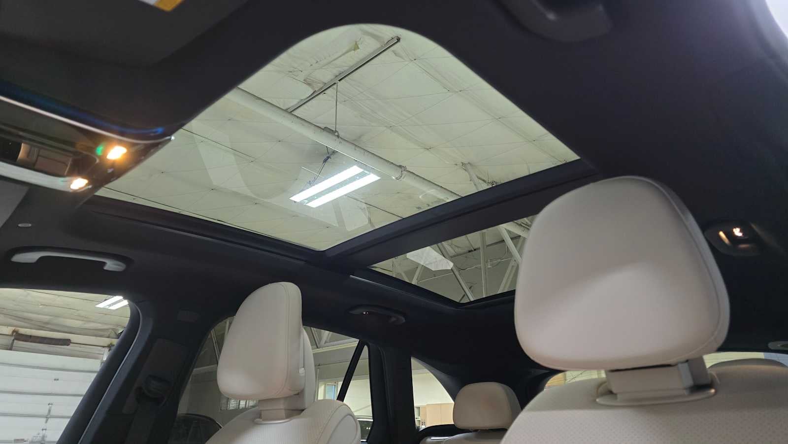 2025 Mercedes-Benz GLC GLC 300