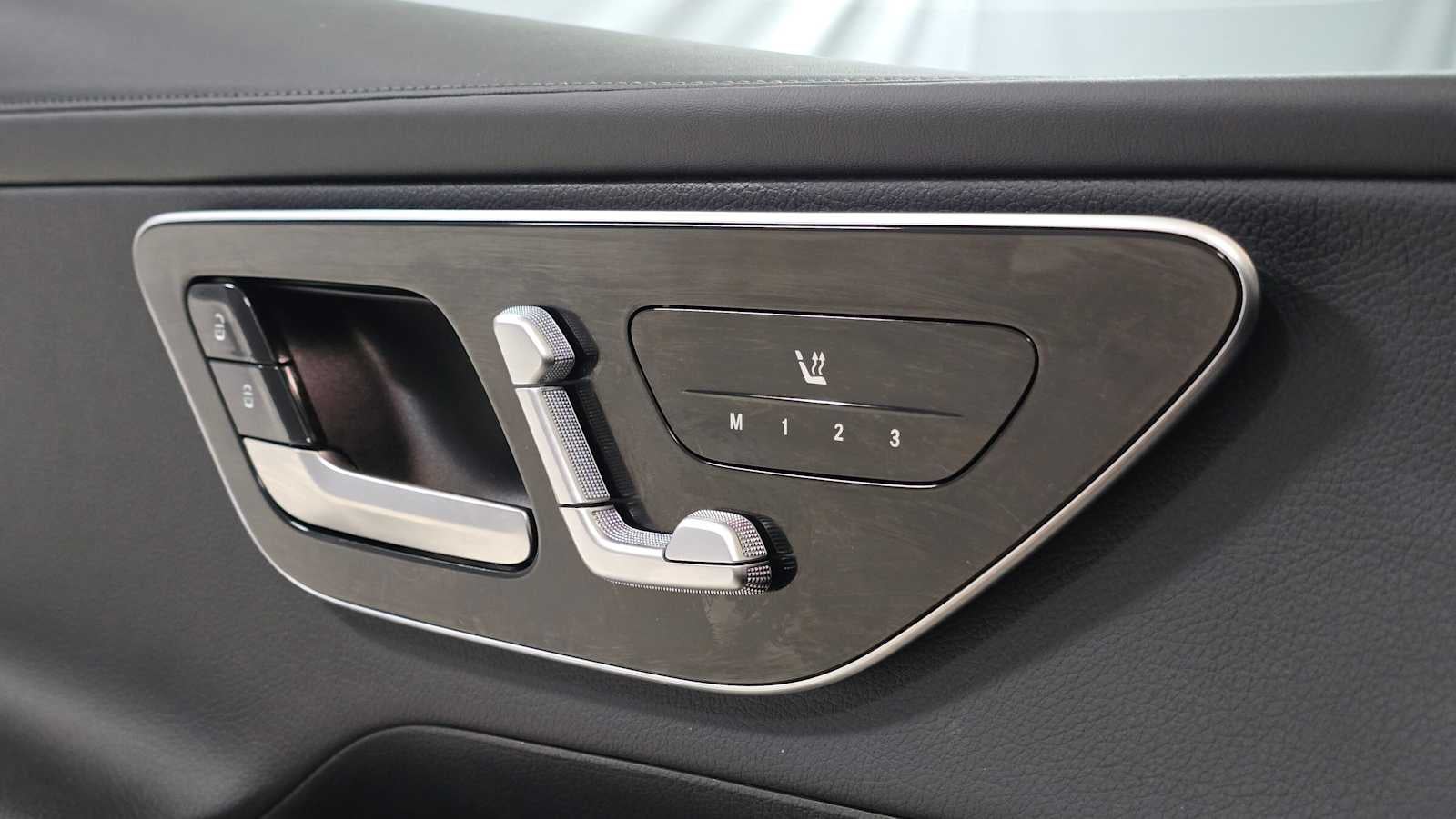 2024 Mercedes-Benz GLC 300 GLC 300