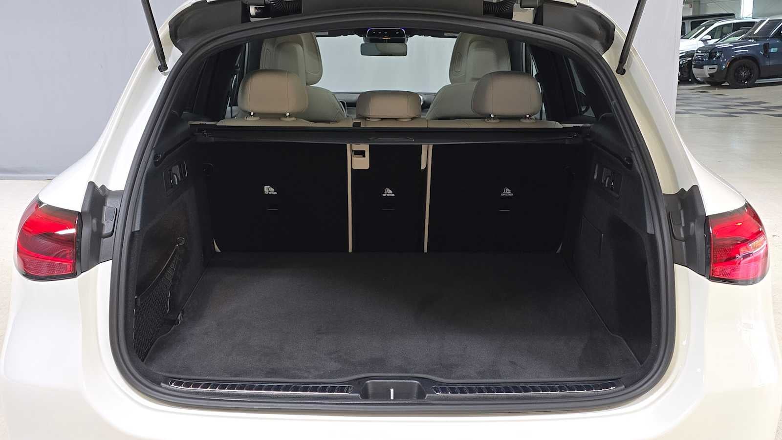 2025 Mercedes-Benz GLC GLC 300