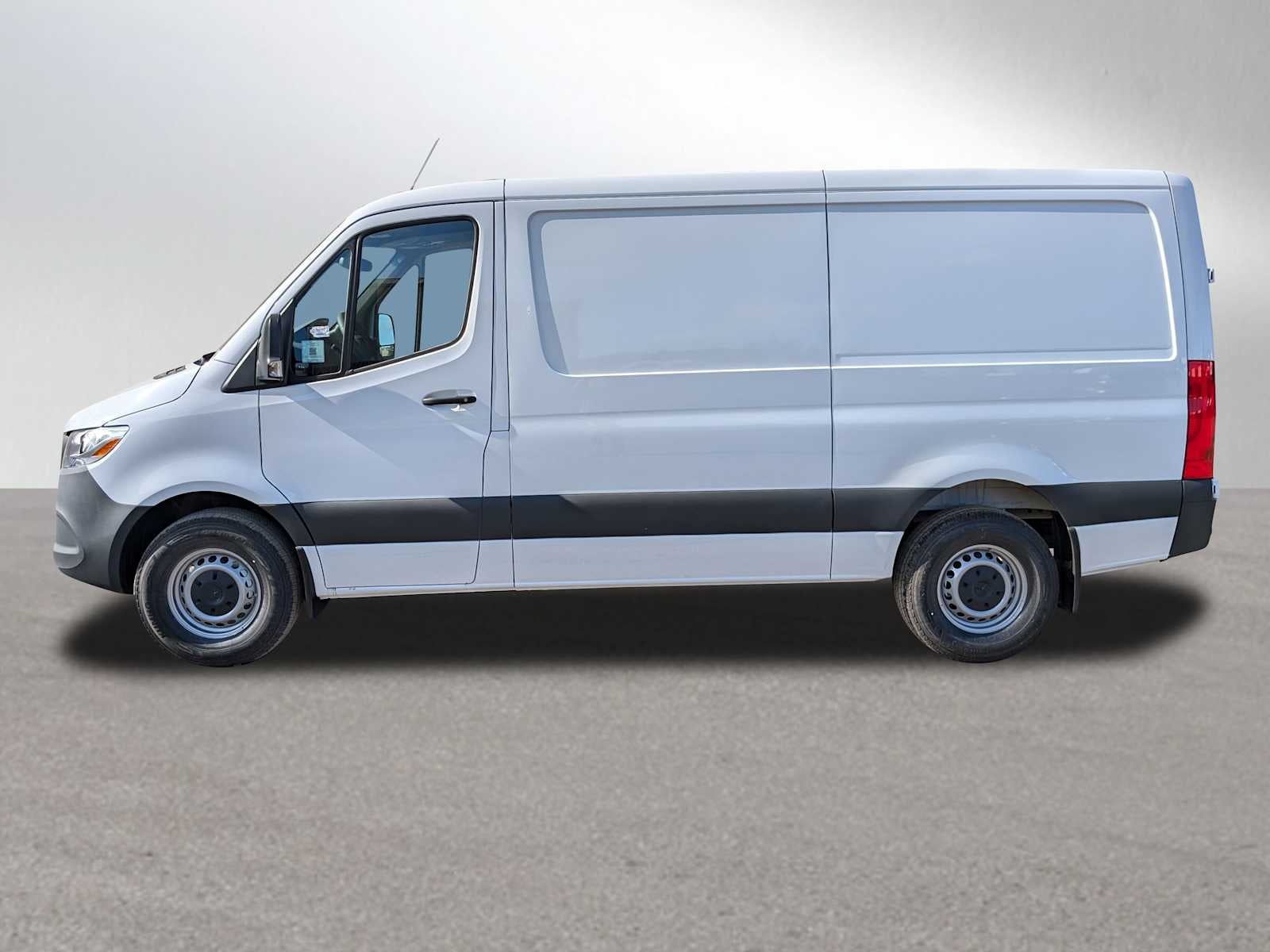 2025 Mercedes-Benz Sprinter 2500 Standard Roof I4 Diesel 144" RWD