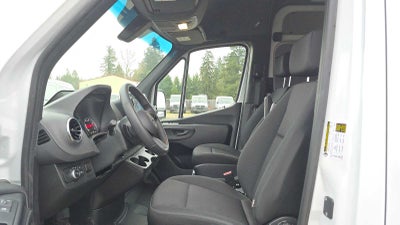 2025 Mercedes-Benz Sprinter 2500 Standard Roof I4 Diesel 144" RWD