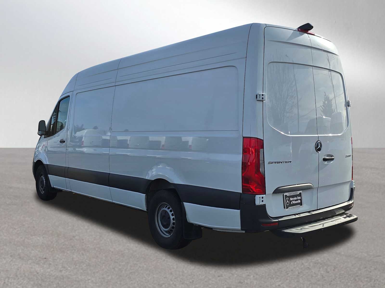 2025 Mercedes-Benz Sprinter 2500 Standard Roof I4 Diesel 144" RWD