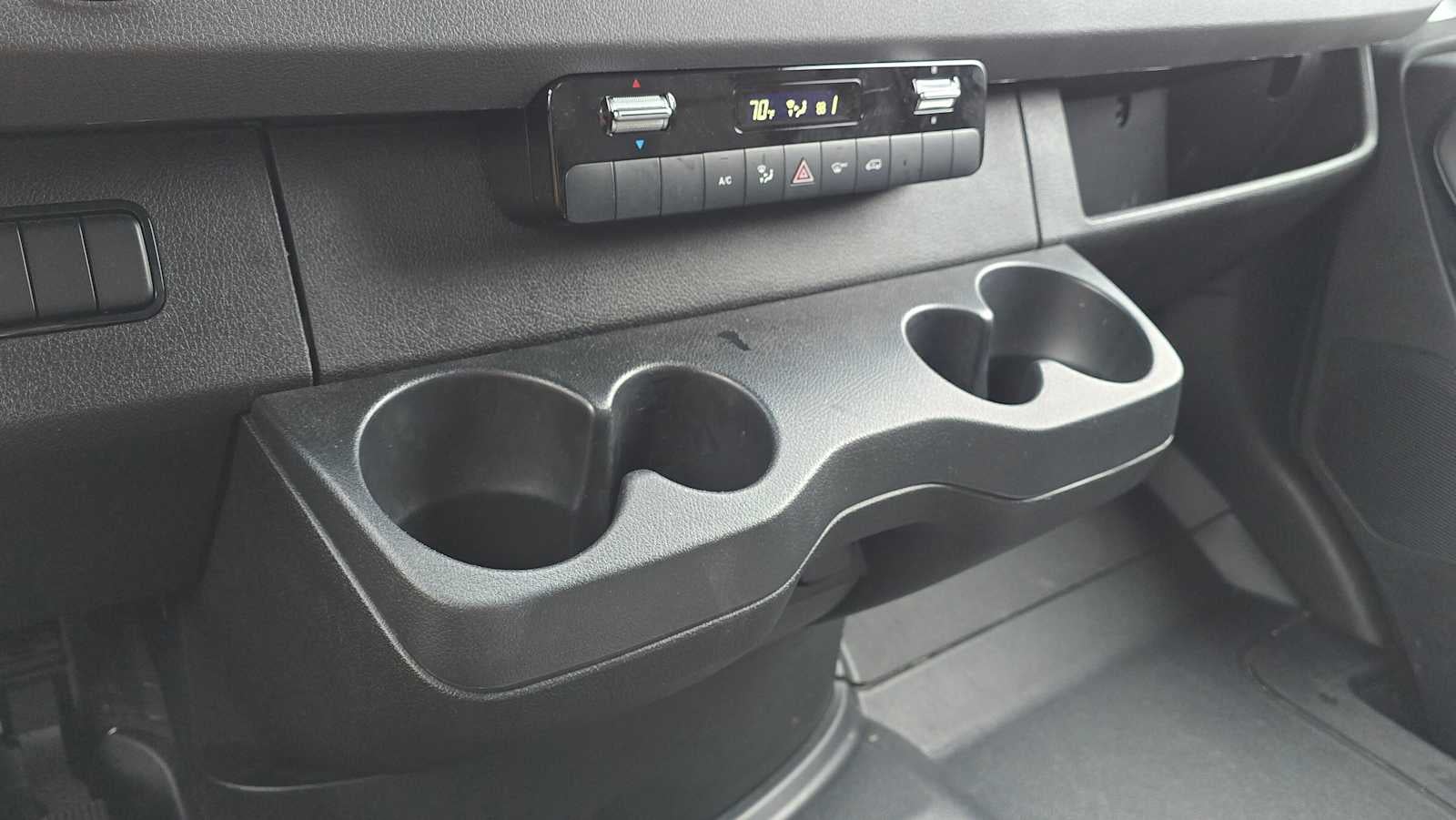 2025 Mercedes-Benz Sprinter 2500 Standard Roof I4 Diesel 144" RWD