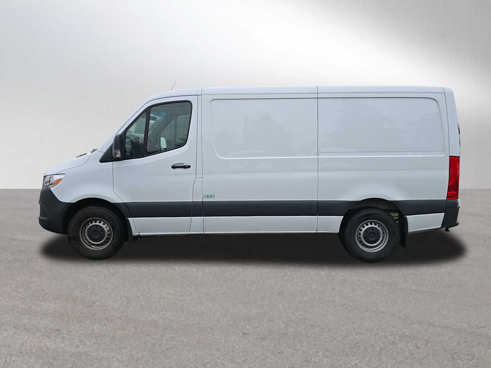 2025 Mercedes-Benz Sprinter 2500 Standard Roof I4 Diesel 144" RWD