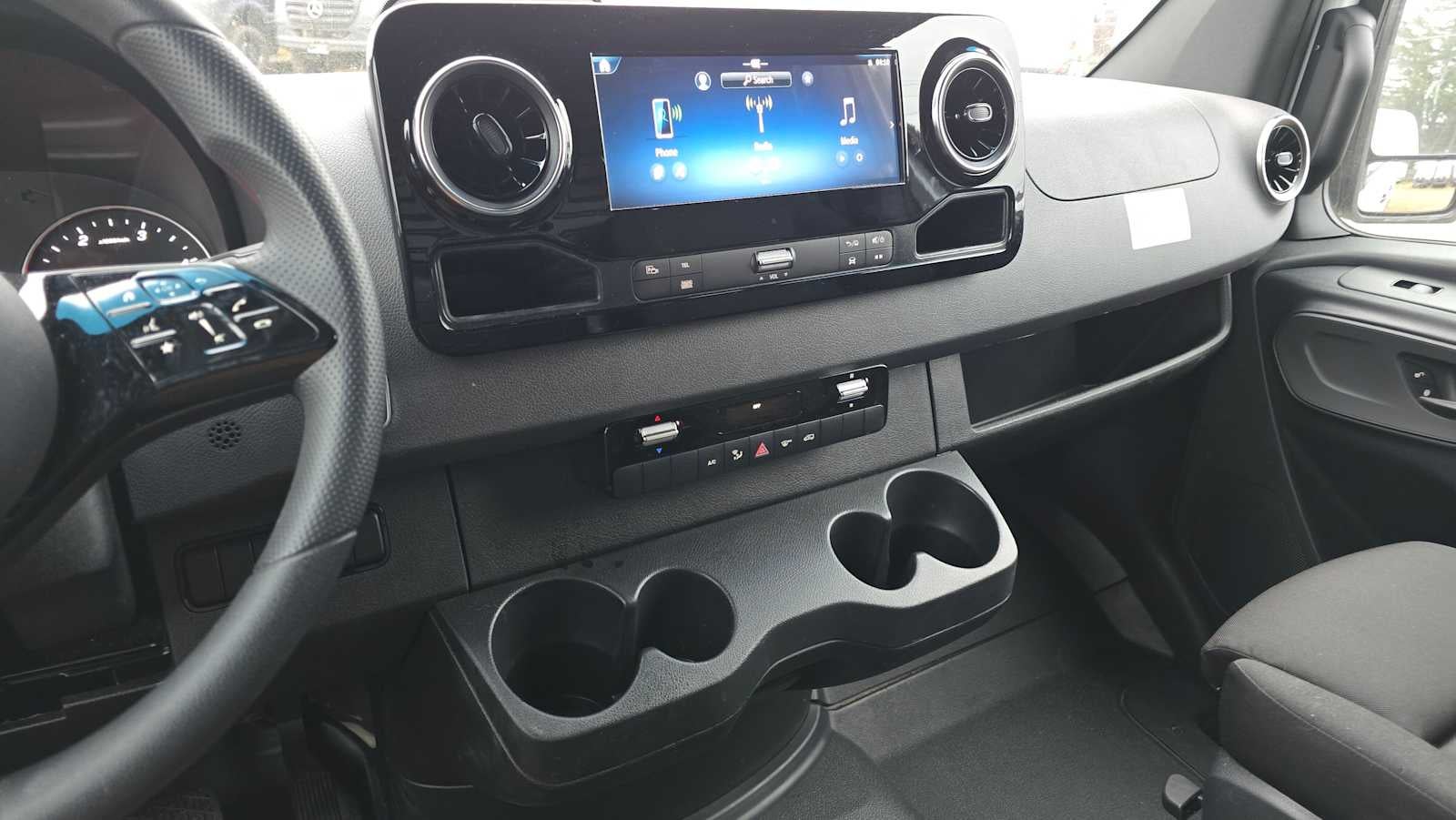 2025 Mercedes-Benz Sprinter 2500 Standard Roof I4 Diesel 144" RWD