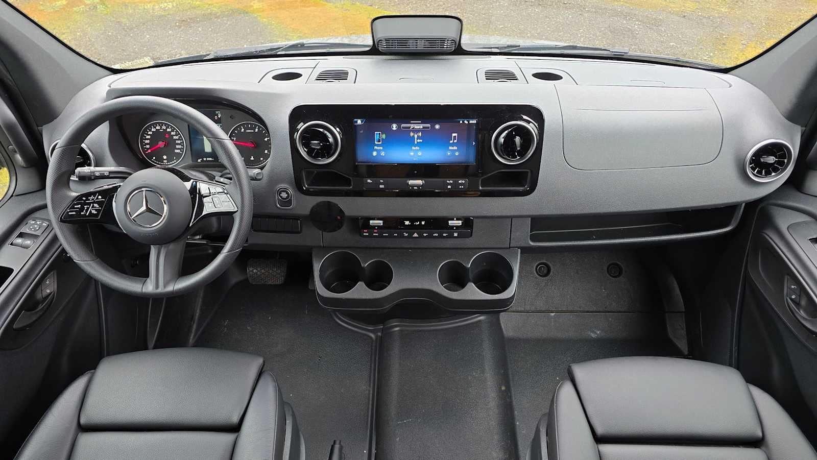 2025 Mercedes-Benz Sprinter 2500 Standard Roof I4 Diesel 144" RWD