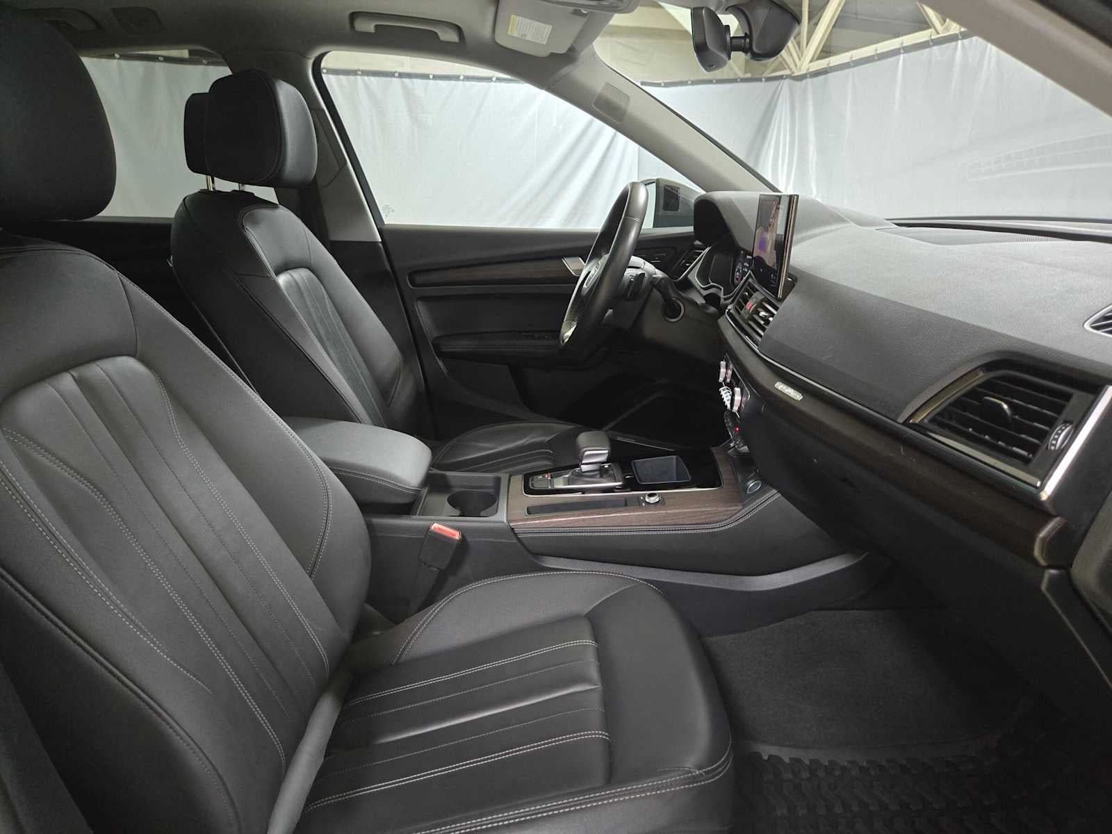 2023 Audi Q5 S line Premium Plus