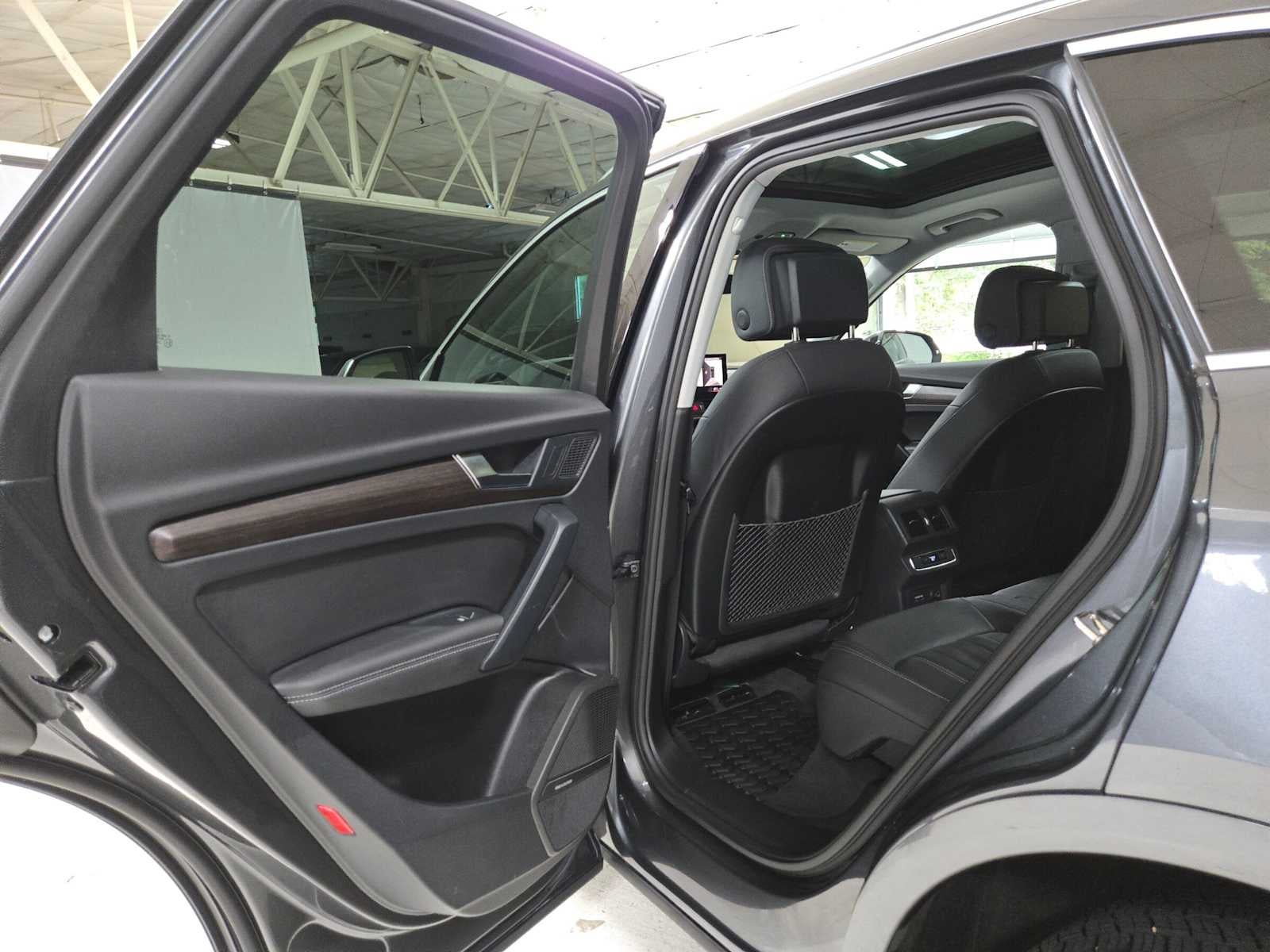 2023 Audi Q5 S line Premium Plus