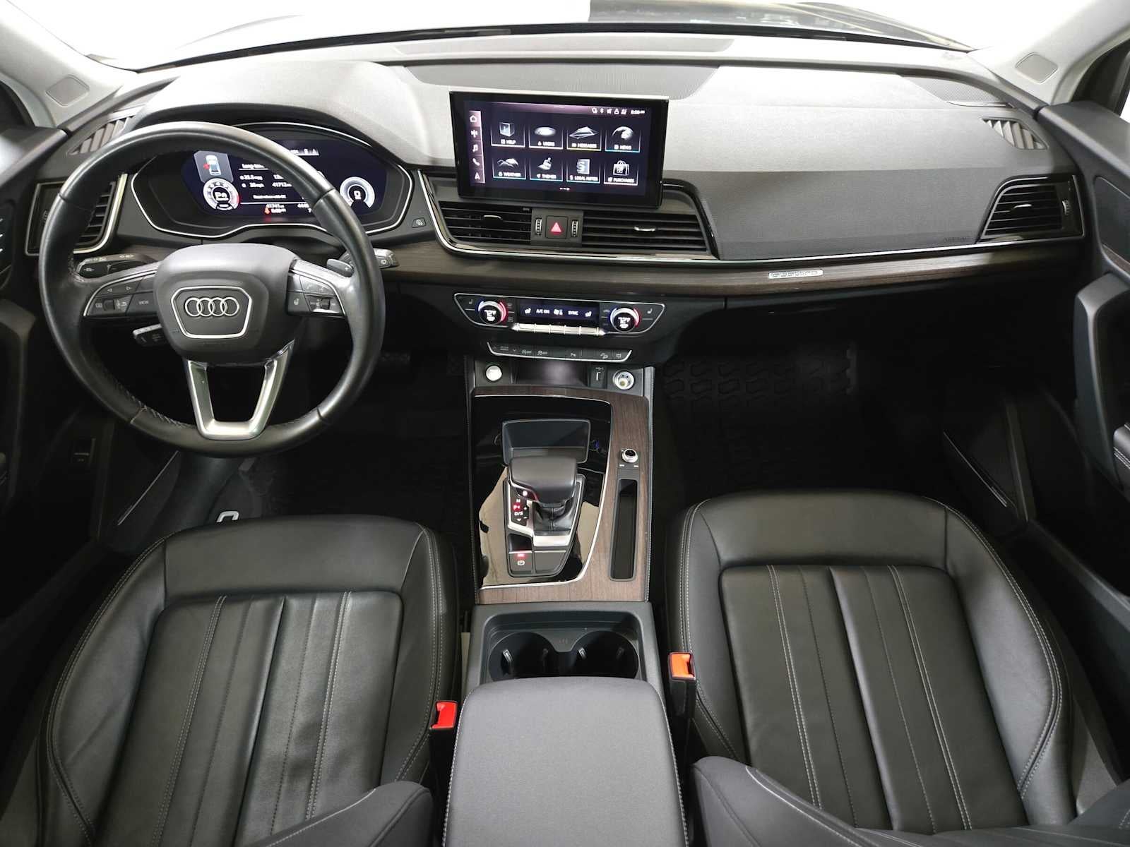2023 Audi Q5 S line Premium Plus