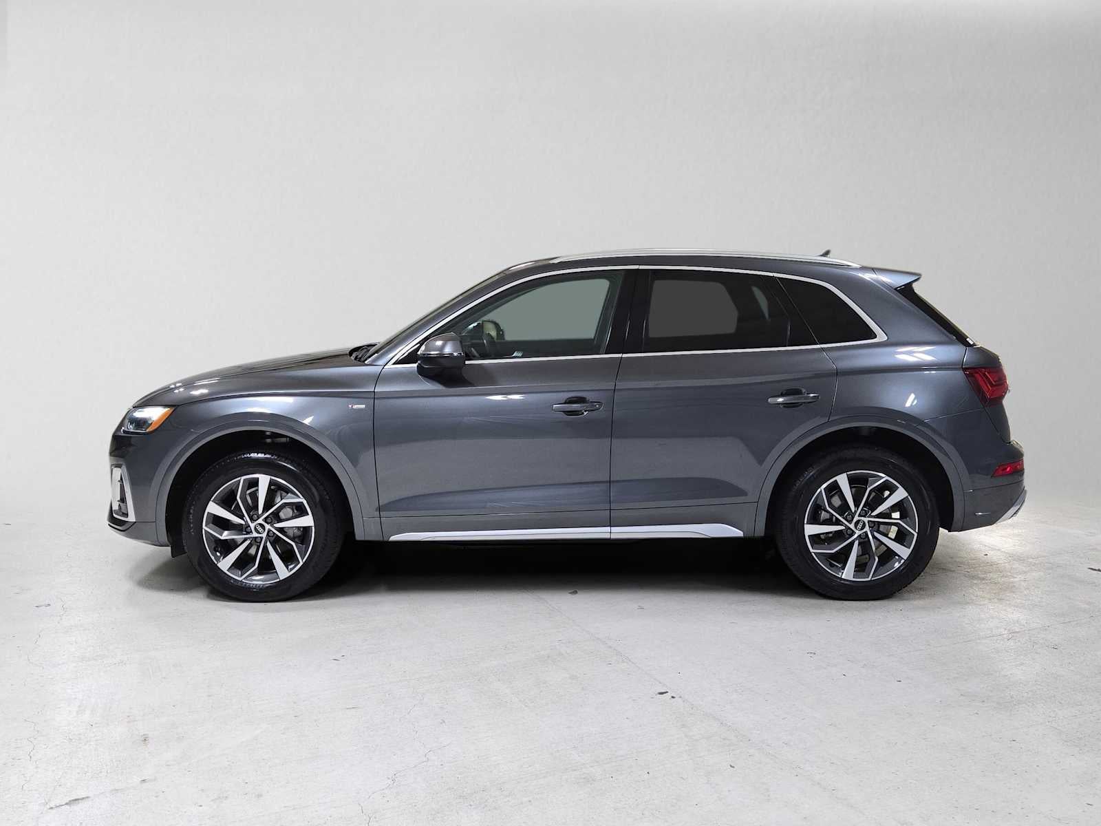 2023 Audi Q5 S line Premium Plus