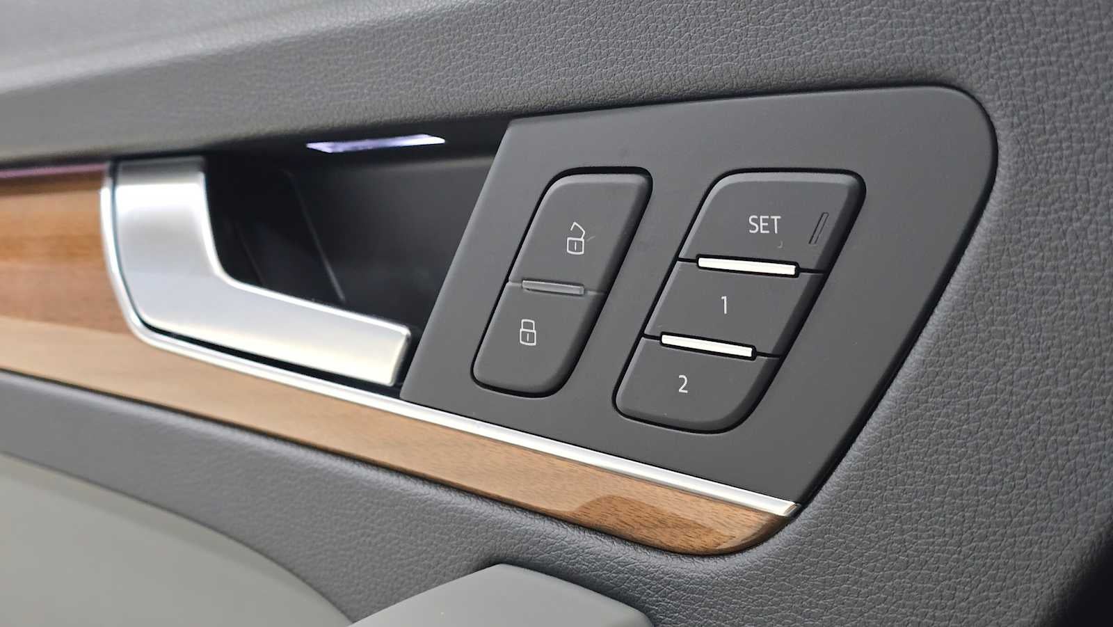 2024 Audi Q5 S line Prestige