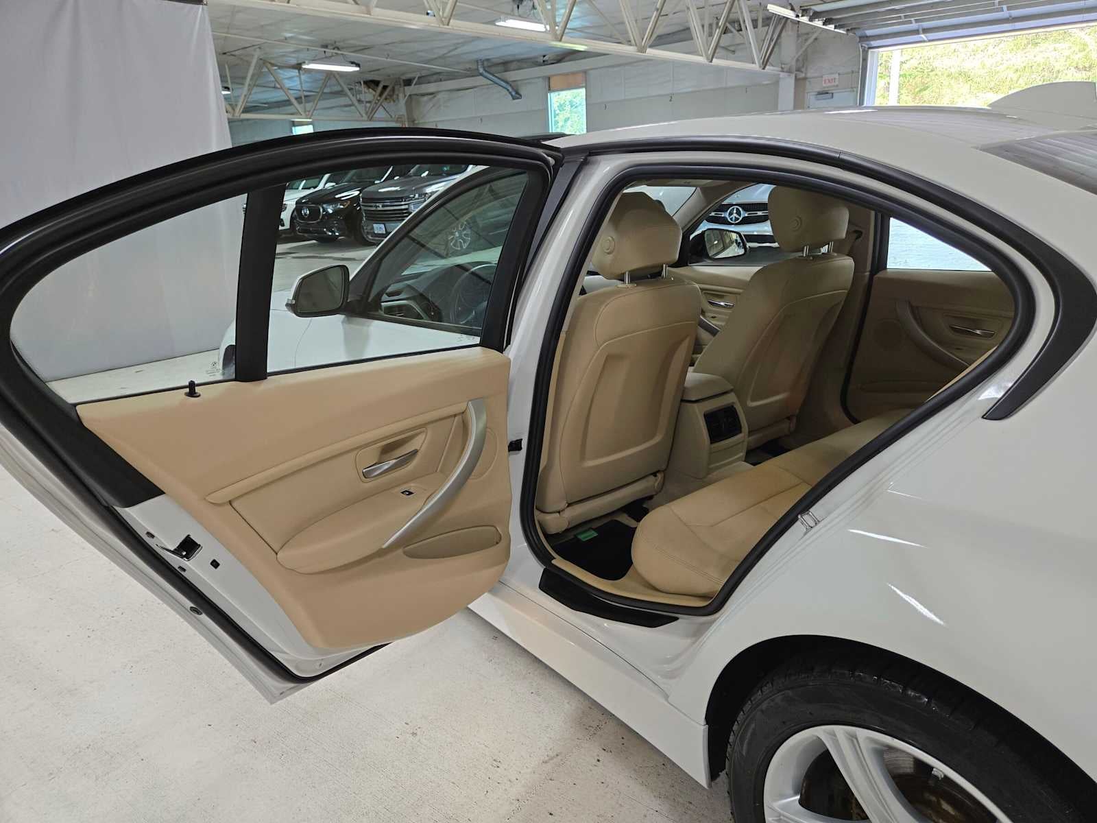 2015 BMW 320i xDrive 320i xDrive